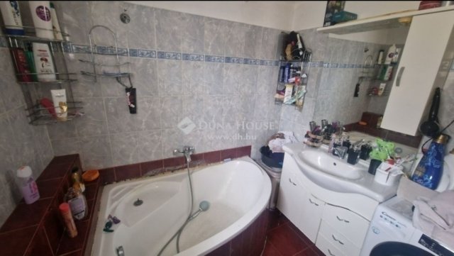 Eladó családi ház, Budapesten, XI. kerületben 84.5 M Ft