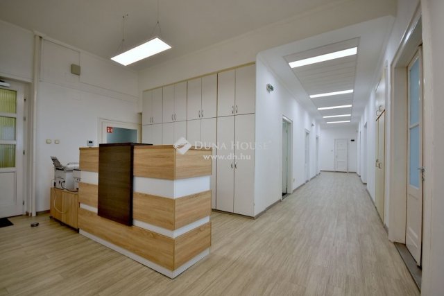 Kiadó iroda, Budapesten, V. kerületben 350 E Ft / hó