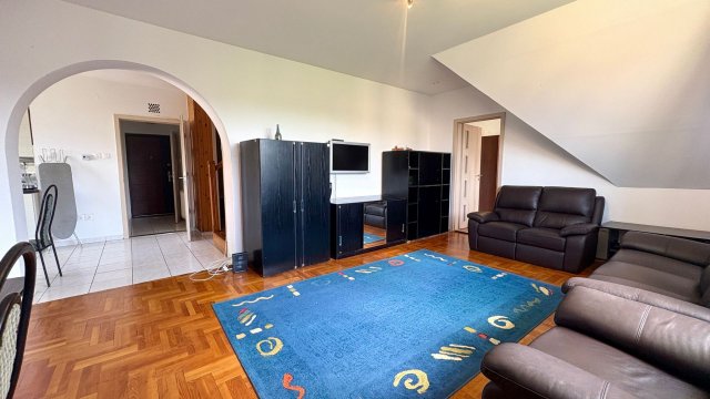 Kiadó téglalakás, albérlet, Debrecenben 380 E Ft / hó, 5 szobás