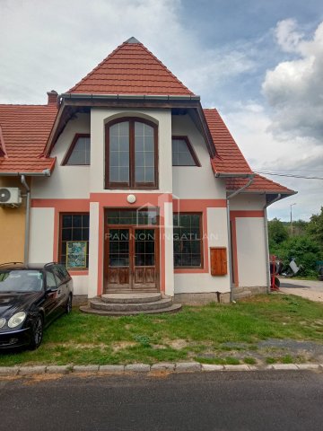 Eladó családi ház, Sümegen 59.9 M Ft, 3 szobás