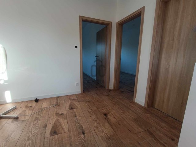 Kiadó ikerház, albérlet, Gödön 800 E Ft / hó, 4 szobás