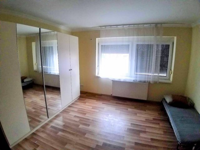 Eladó családi ház, Szigetszentmiklóson 510 M Ft, 6 szobás