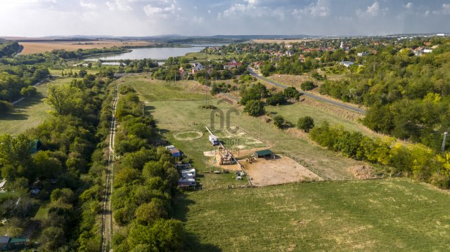 Eladó mezogazdasagi ingatlan, Biatorbágyon 109 M Ft