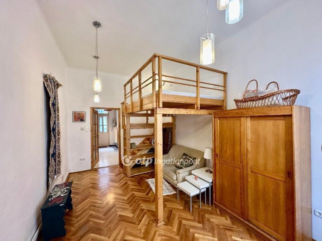 Eladó téglalakás, Budapesten, IX. kerületben 66 M Ft, 1 szobás