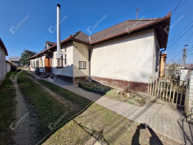 Eladó családi ház, Fityeházon 27.9 M Ft, 4 szobás