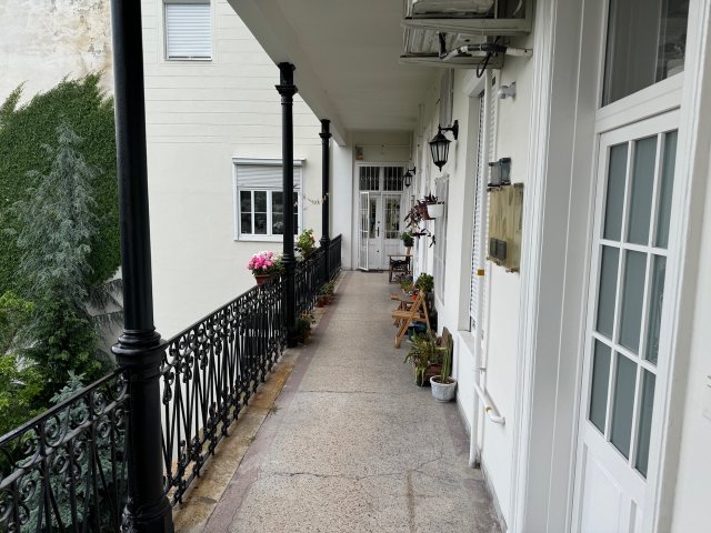 Kiadó téglalakás, albérlet, Budapesten, VI. kerületben