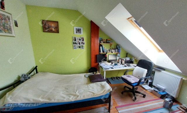 Eladó családi ház, Székesfehérvárott 89.9 M Ft, 5 szobás