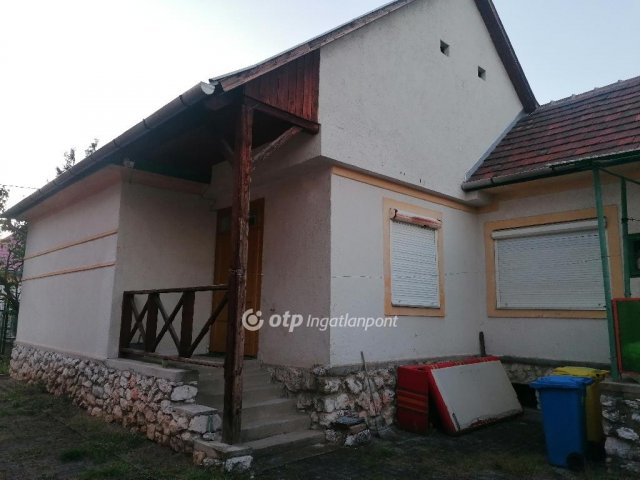 Eladó családi ház, Miskolcon 37.9 M Ft, 2+1 szobás
