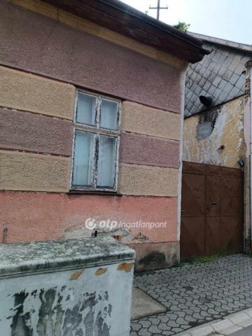 Eladó családi ház, Hajdúdorogon 14 M Ft, 2 szobás