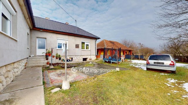 Eladó családi ház, Hejőkeresztúron 38.5 M Ft, 3 szobás