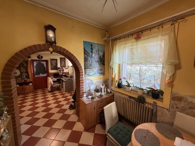 Eladó családi ház, Jánossomorján 35 M Ft, 4 szobás