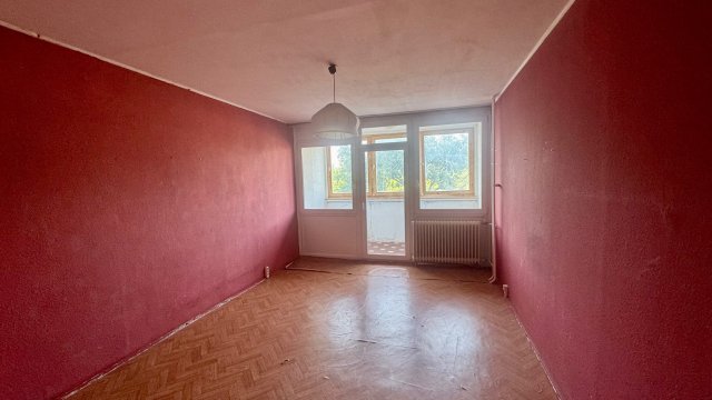 Eladó panellakás, Székesfehérvárott, Mészöly Géza utcában