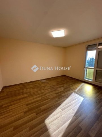 Kiadó téglalakás, albérlet, Pécsett 150 E Ft / hó, 2 szobás