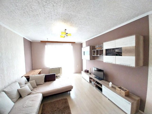 Eladó téglalakás, Nyíregyházán 35.5 M Ft, 2 szobás