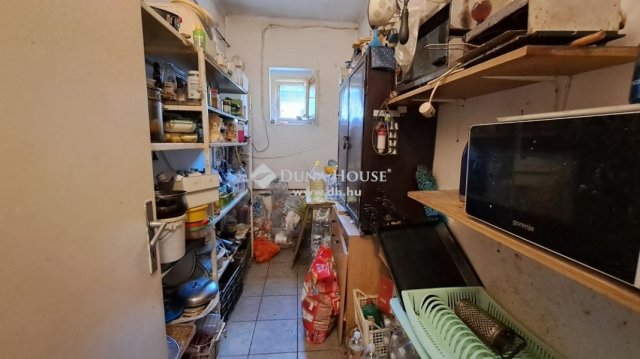 Eladó családi ház, Vecsésen 78 M Ft, 3+1 szobás