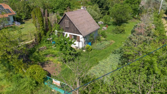 Eladó családi ház, Gárdonyban 28 M Ft, 1 szobás
