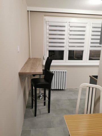 Eladó panellakás, Kecskeméten 46 M Ft, 2 szobás