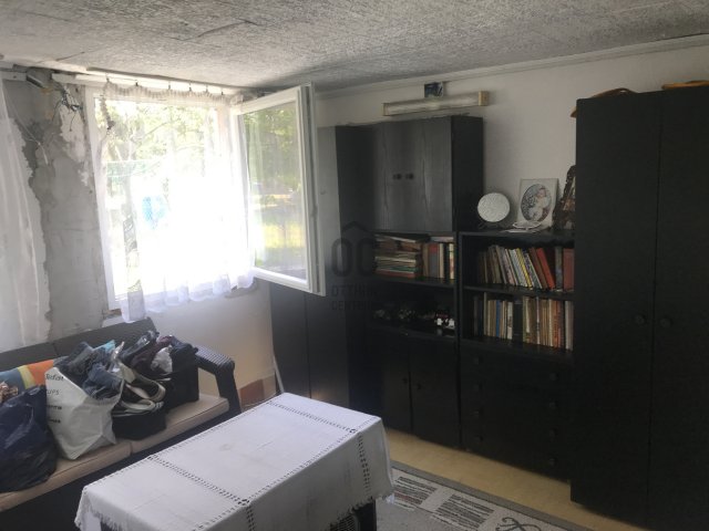 Eladó családi ház, Dunaharasztin 26 M Ft, 1 szobás