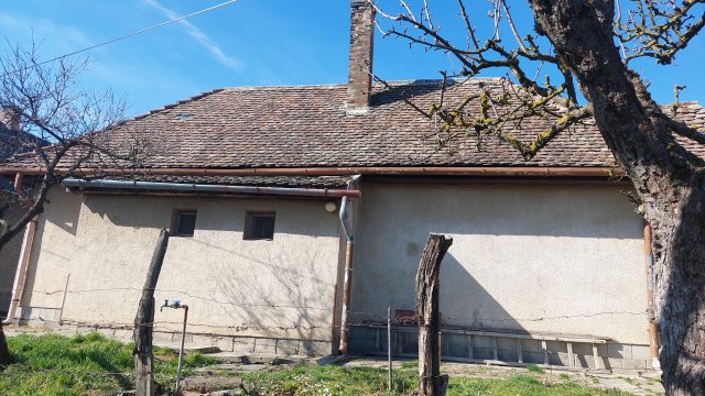 Eladó családi ház, Dombóváron, Kossuth Lajos utcában 10.5 M Ft
