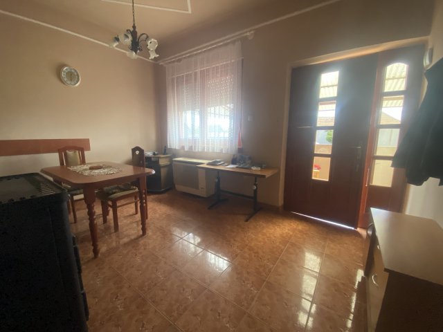 Eladó családi ház, Nyírgyulajon 15.99 M Ft, 2 szobás