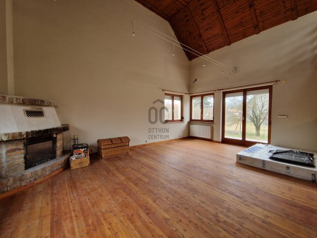 Eladó ikerház, Mogyoródon 80 M Ft, 5 szobás