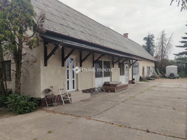 Eladó családi ház, Lajosmizsén 98 M Ft, 5 szobás