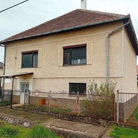 Eladó családi ház, Rakamazon 38 M Ft, 3 szobás