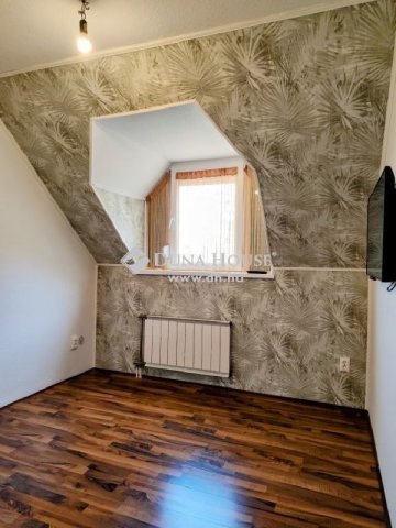 Eladó téglalakás, Kecskeméten 75 M Ft, 5 szobás