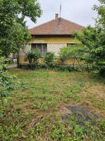 Eladó családi ház, Szolnokon, Raktár utcában 34.9 M Ft