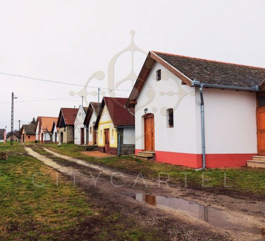 Eladó nyaraló, Dunaföldváron 4.9 M Ft / költözzbe.hu