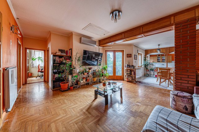 Eladó családi ház, Budapesten, XIV. kerületben 299 M Ft