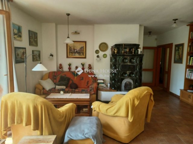 Eladó családi ház, Szentendrén 185 M Ft, 6 szobás