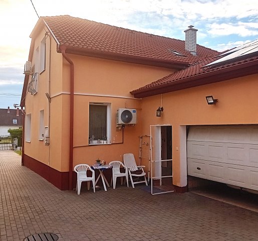 Eladó családi ház, Nyíregyházán 94 M Ft, 3 szobás