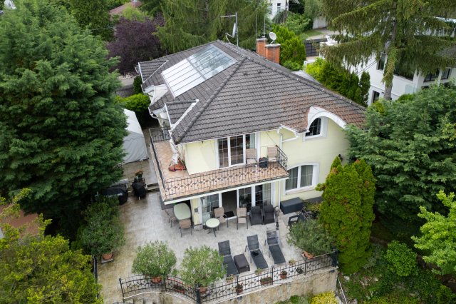 Eladó családi ház, Budapesten, II. kerületben 759.9 M Ft