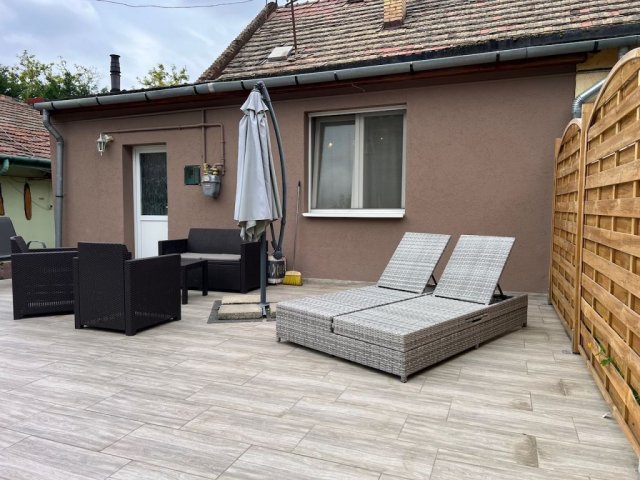 Eladó téglalakás, Budapesten, XVI. kerületben 54.9 M Ft
