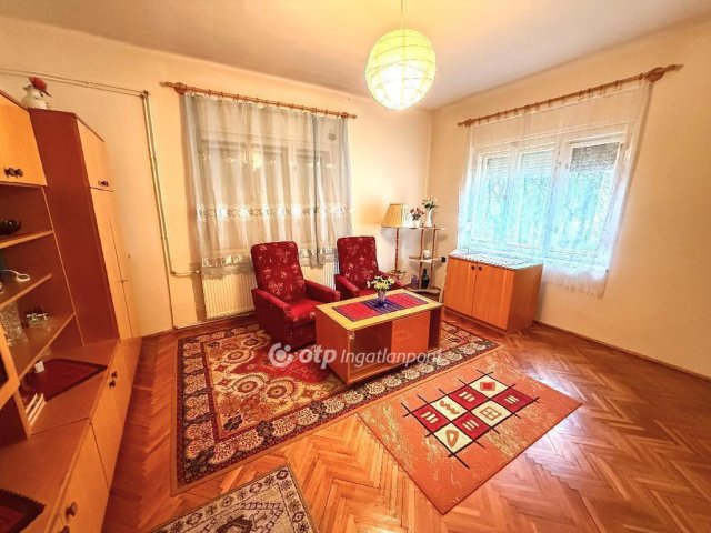 Eladó családi ház, Farmoson 29.9 M Ft, 3 szobás