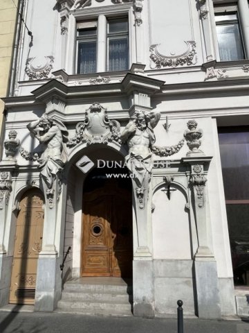 Eladó iroda, Budapesten, V. kerületben 187.75 M Ft, 5 szobás