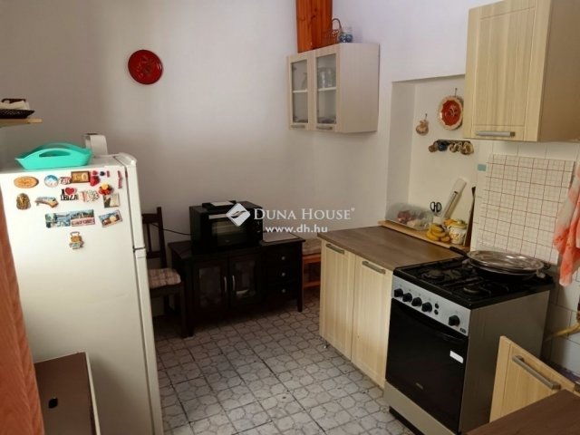 Eladó családi ház, Budapesten, XVII. kerületben 88.5 M Ft