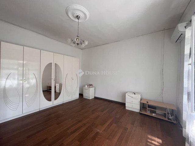 Eladó családi ház, Abádszalókban 12.5 M Ft, 1 szobás