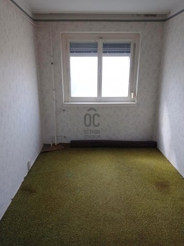 Eladó panellakás, Orosházán 11.98 M Ft, 2 szobás
