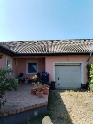 Eladó ikerház, Ebesen 82.4 M Ft, 2+1 szobás