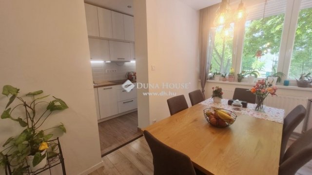 Eladó téglalakás, Zalaegerszegen 55 M Ft, 4 szobás