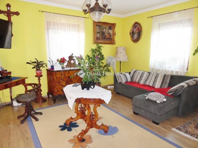 Eladó családi ház, Hajdúsámsonon 81 M Ft, 2 szobás