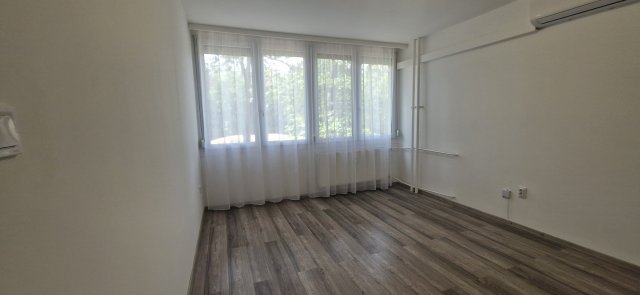 Kiadó panellakás, albérlet, Nyíregyházán 140 E Ft / hó
