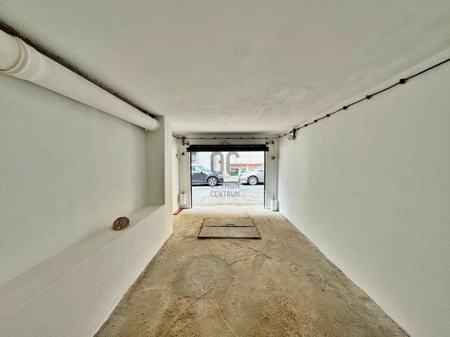 Eladó garázs, Budapesten, I. kerületben 24.99 M Ft