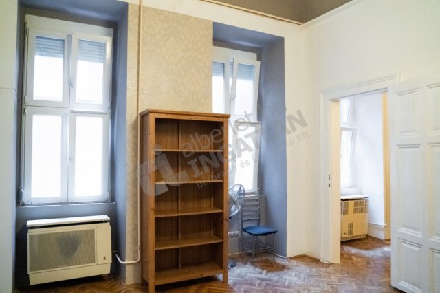 Kiadó téglalakás, albérlet, Budapesten, V. kerületben