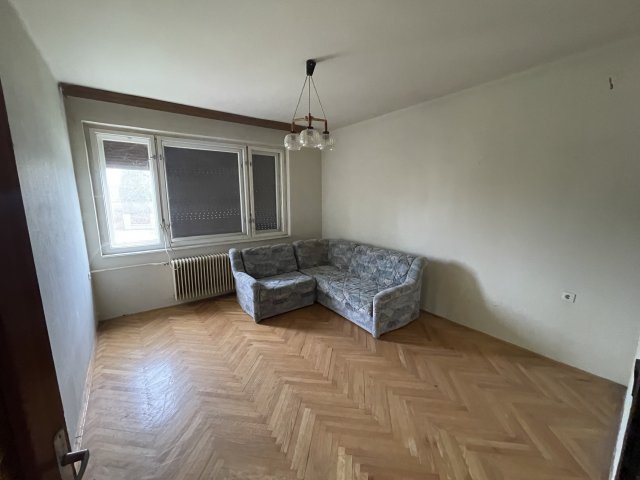 Eladó családi ház, Halászin 56.99 M Ft, 4 szobás