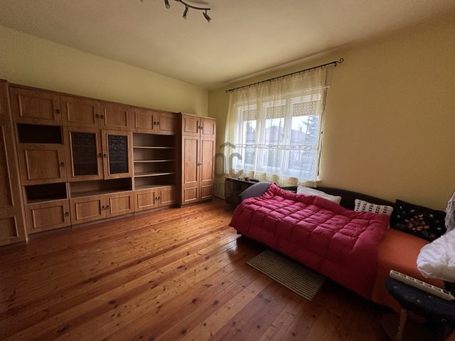 Eladó ikerház, Gödöllőn 70 M Ft, 3 szobás