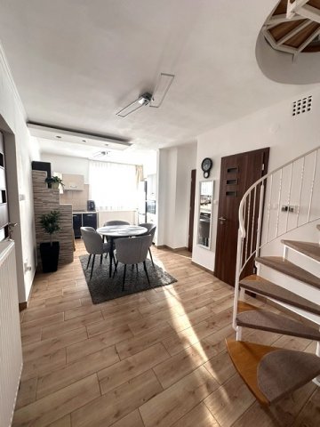 Eladó családi ház, Szolnokon 84.9 M Ft, 3 szobás