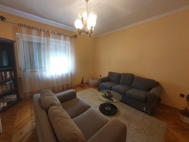 Eladó családi ház, Szegeden, Csap utcában 73.99 M Ft, 5 szobás